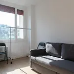 Youhosty - Bright Apartment Gioia